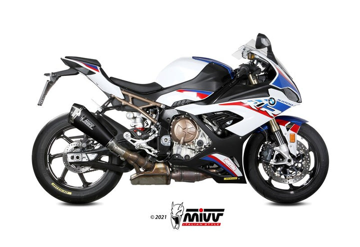 Sidovy av BMW S1000RR utrustad med MIVV Delta Race Silencer B.036.LDRC, optimerad för prestanda och stil inom reservdelar och avgassystem.