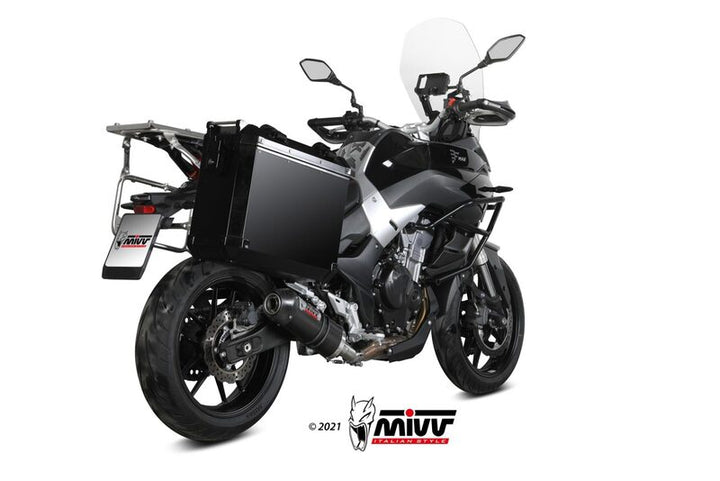 Bakre vy av Voge Valico 500DS med MIVV Oval Slip-On Muffler Carbon/Carbon End-Cap, perfekt för touring och sportig körning.