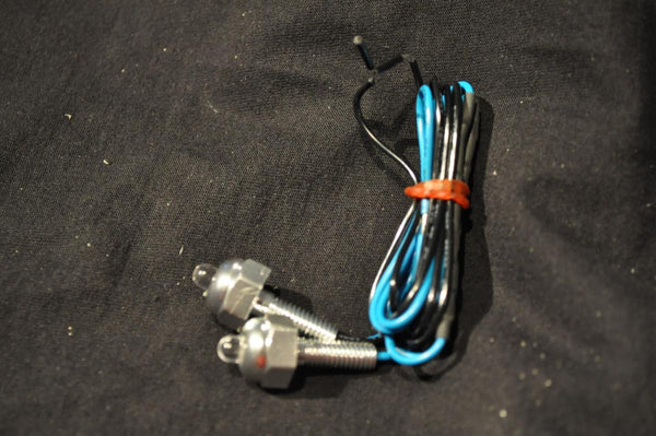 Accedere al illuminazione del segno mormorio Chrome Clear