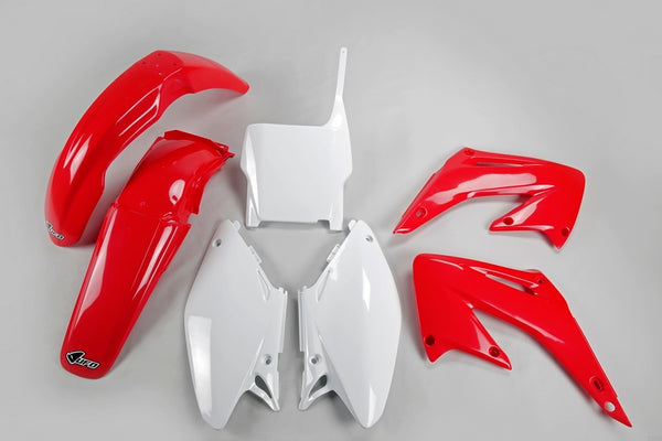 Kit di plastica UFO OEM Colore rosso/bianco Honda CR125R/250R HOKIT102@999