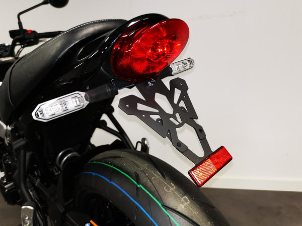 V Porta di licenza di licenza C8-SPK026