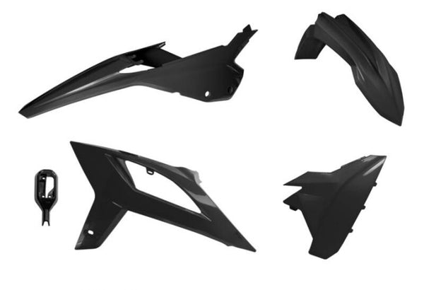Racetech Plastic Kit 4 parts-Black to Beta (R-Kitbet-Nr0-520)