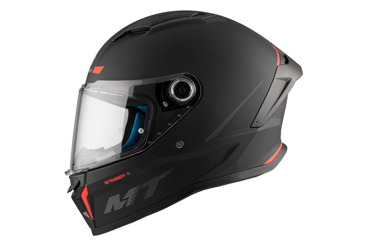 Sidovy av MT Helmets Integral Mc-Hjälm Stinger 2 Matt Black med matt finish, röd accent och högteknologiskt ventilationssystem.